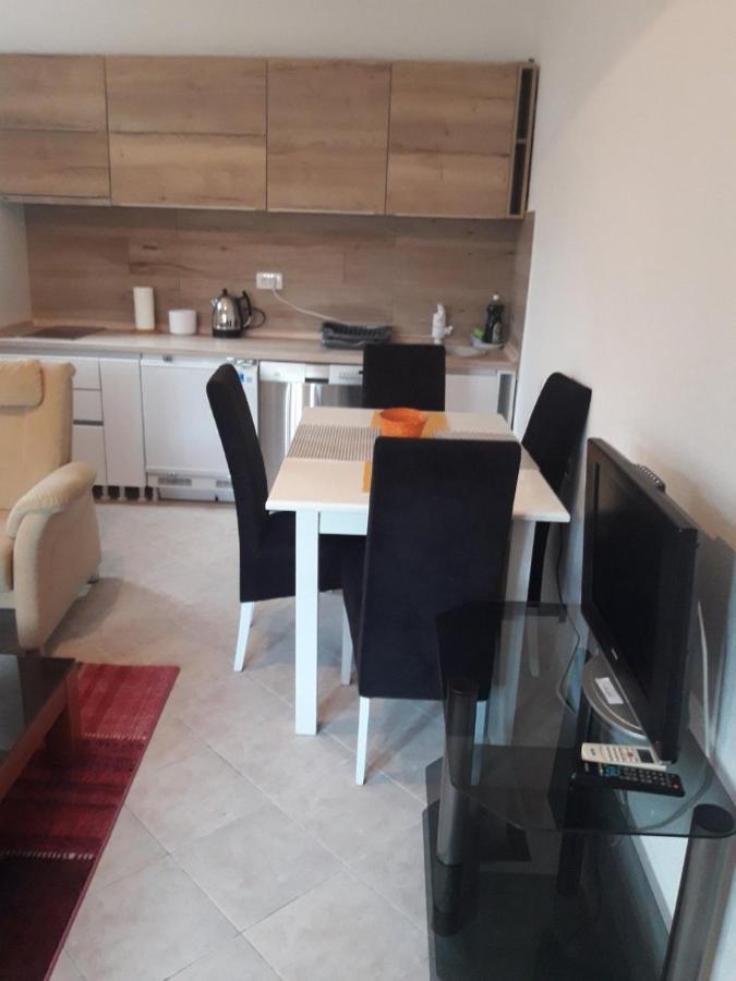 Macko, Apartmani Teodo Esterno foto