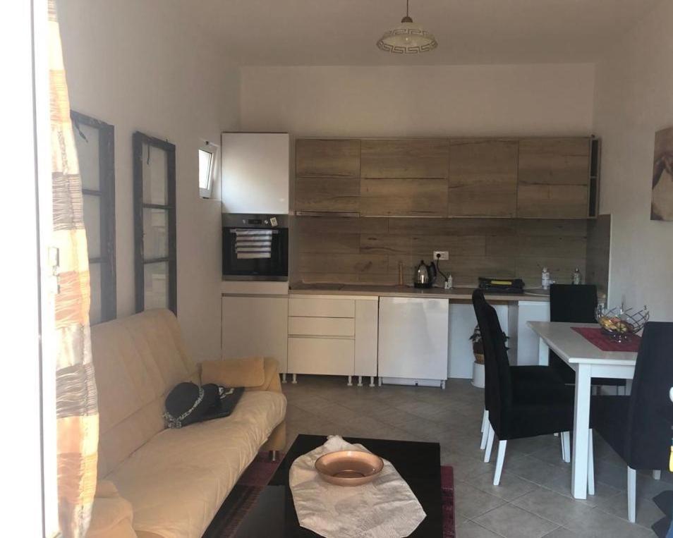 Macko, Apartmani Teodo Esterno foto